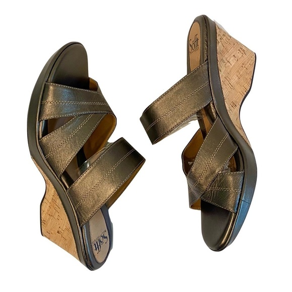 LIKE NEW - SOFT - Pewter Leather & Cork Wedge Two Strap Slip-on Sandals Size 10 - Picture 5 of 9